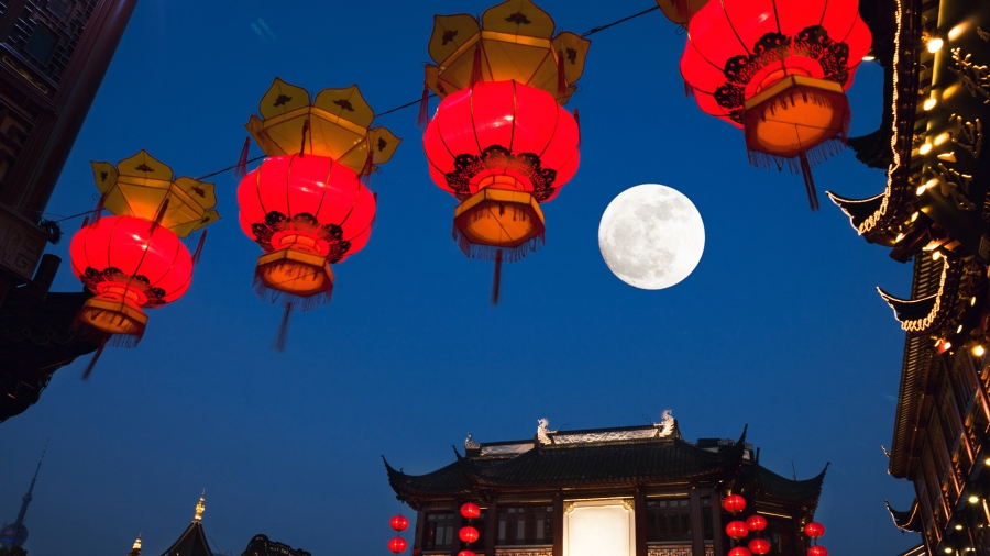 中秋之夜、 上海豫园 