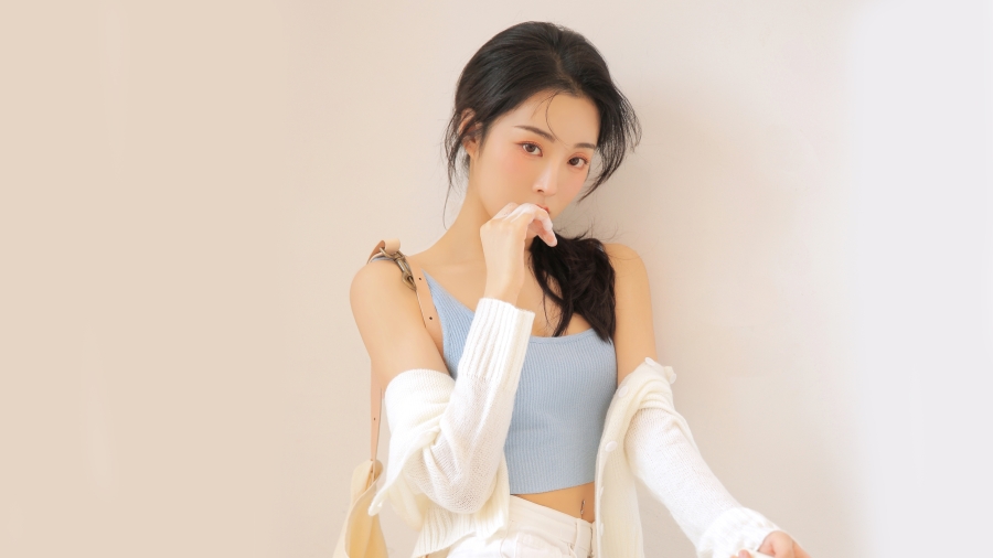 小清新居家清纯美女、可爱小姐姐是个养眼大美女4k美女壁纸写真